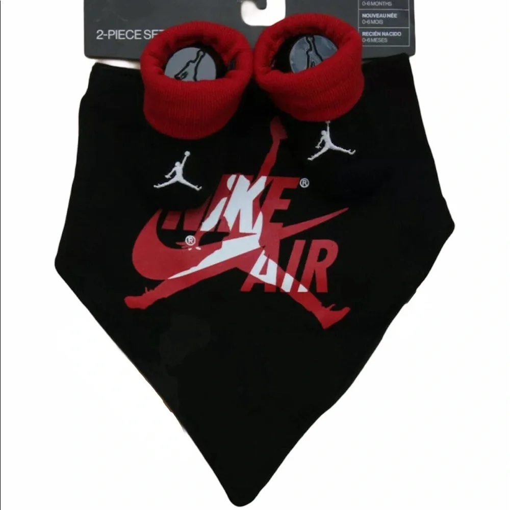 Jordan Baby Bundle, Bodysuit, NWT Bib & Booties - Picture 7 of 14